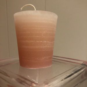 Homemade orange ombré candle